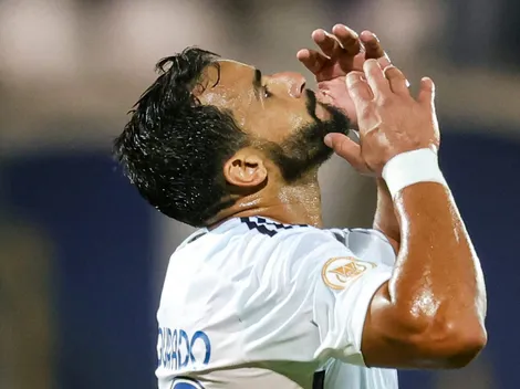 Com Gilberto e Henrique Dourado em baixa, Cruzeiro age no mercado da bola pode fechar a contratação de novo centroavante