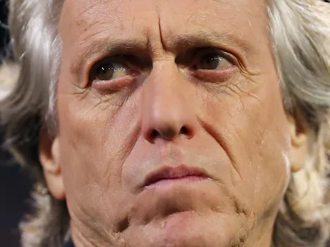 Fenerbahçe vence, mas perde título turco e está fora da Champions e Europa League