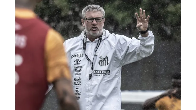 Odair pode poupar Santos na Copa Sul-Americana (Divulgação/Santos FC)