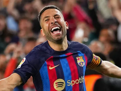 Surpreendente! Dois gigantes da Serie A estudam oferta por Jordi Alba