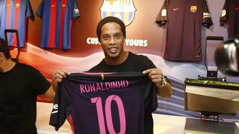 Ronaldinho Gaúcho divulgou playlist das músicas que ouvia no Barcelona (Photo by Jeff Zelevansky/Getty Images for FC Barcelona)
