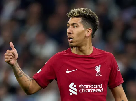 Roberto Firmino, de saída do Liverpool, sinaliza positivamente para vestir as cores de gigante do futebol brasileiro