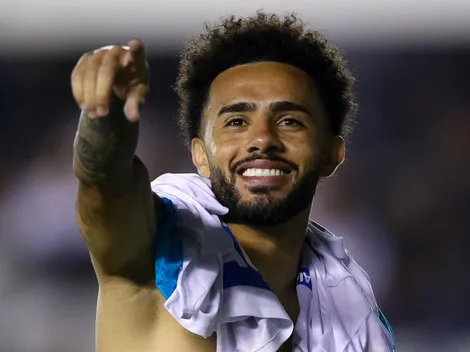 Gigante do futebol brasileiro chega a acordo com o Zenit e acerta a contratação de Claudinho por R$ 91,5 milhões