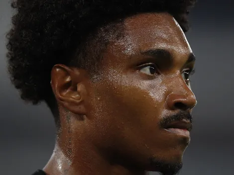 Torcida de gigante brasileiro pede a contratação do atacante Vitinho, ex-Flamengo