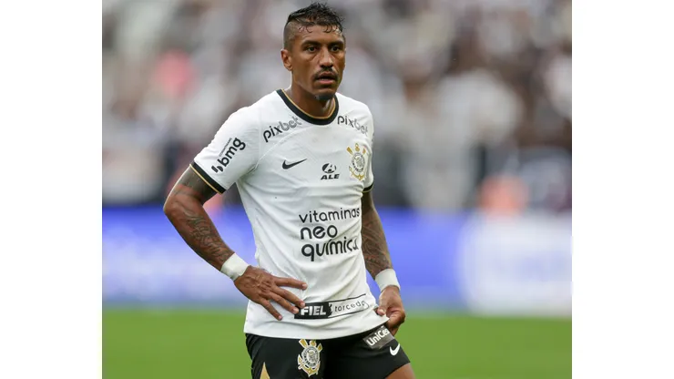 Paulinho pode ficar muito tempo afastado do Corinthians