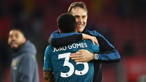 Rúben Neves, companheiro de João Gomes no Wolverhampton, está na mira do Barcelona (Photo by Dan Mullan/Getty Images)