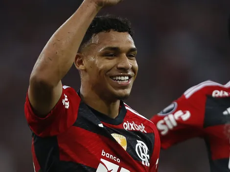 Dono de gigante do futebol brasileiro 'entra em cena' e prepara proposta para contratar o meia Victor Hugo, destaque do Flamengo