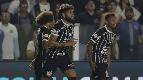 (Photo by Ricardo Moreira/Getty Images)