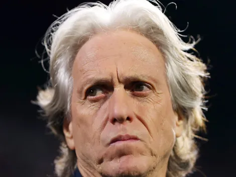 Chega pra ser titular! Al Hilal pega a todos de surpresa e acerta contratação de 'parça' de CR7