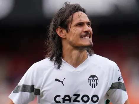 Cavani volta a ganhar força em gigante do futebol brasileiro e pode ser a grande 'bomba' da janela