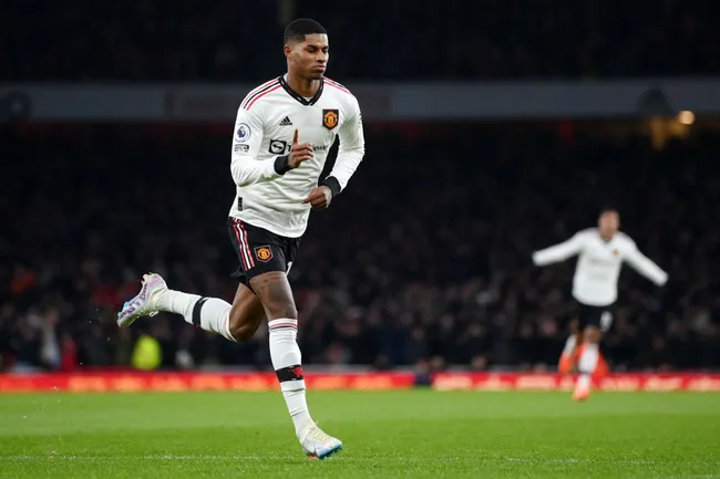 Marcus Rashford celebrando gol pelo Manchester United. (Photo by Shaun Botterill/Getty Images)