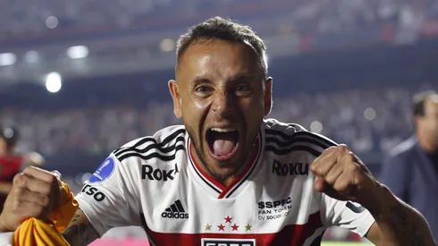 (Photo by Ricardo Moreira/Getty Images)