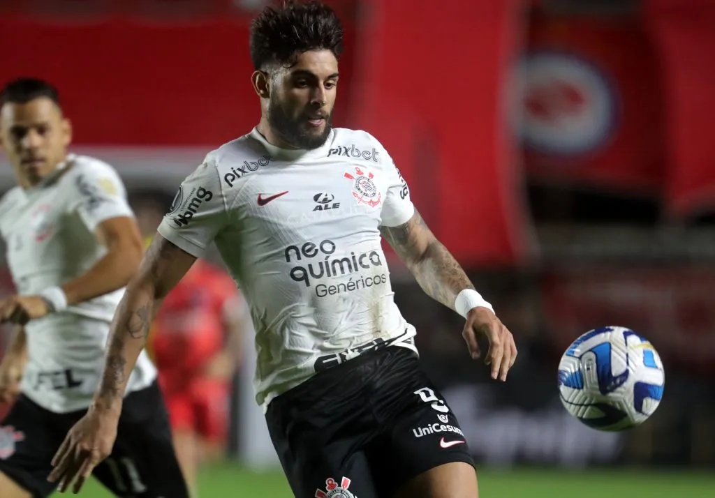 (Photo by Marcos Brindicci/Getty Images)