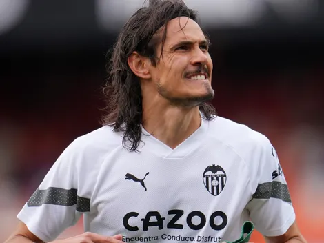 Na mira do Flamengo, Edinson Cavani, ex-PSG, é especulado em outro gigante do futebol brasileiro