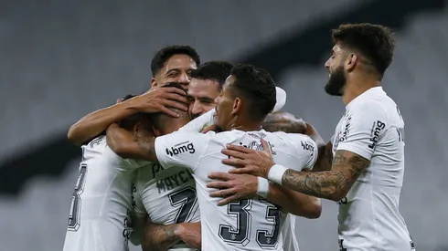 (Photo by Ricardo Moreira/Getty Images)