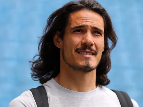 "Libertadores pesou"; Cavani ignora o Grêmio e viaja para assinar com outro gigante do futebol; anúncio deve acontecer nas próximas horas