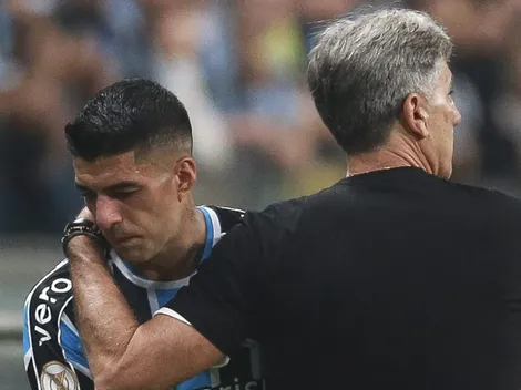 Fim da linha! Luis Suárez encaminha acerto com novo clube e deve deixar o Grêmio nos próximos dias, informa jornalista