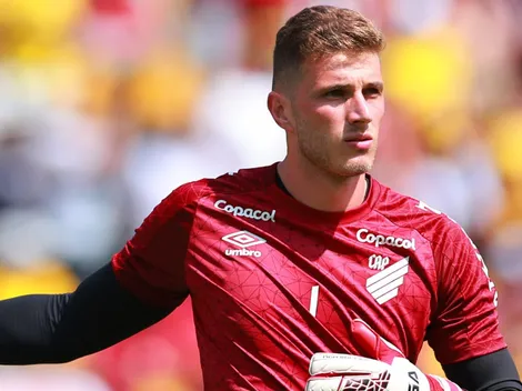 Em alta no futebol brasileiro, Bento pode deixar o Athletico Paranaense e acertar com um dos maiores clubes da Serie A