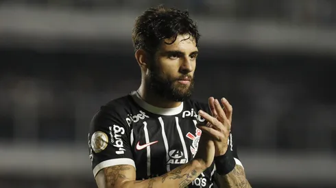 (Photo by Ricardo Moreira/Getty Images)