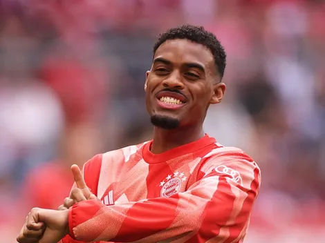 Manchester United quer envolver meia em troca por Gravenberch; Liverpool está de olho