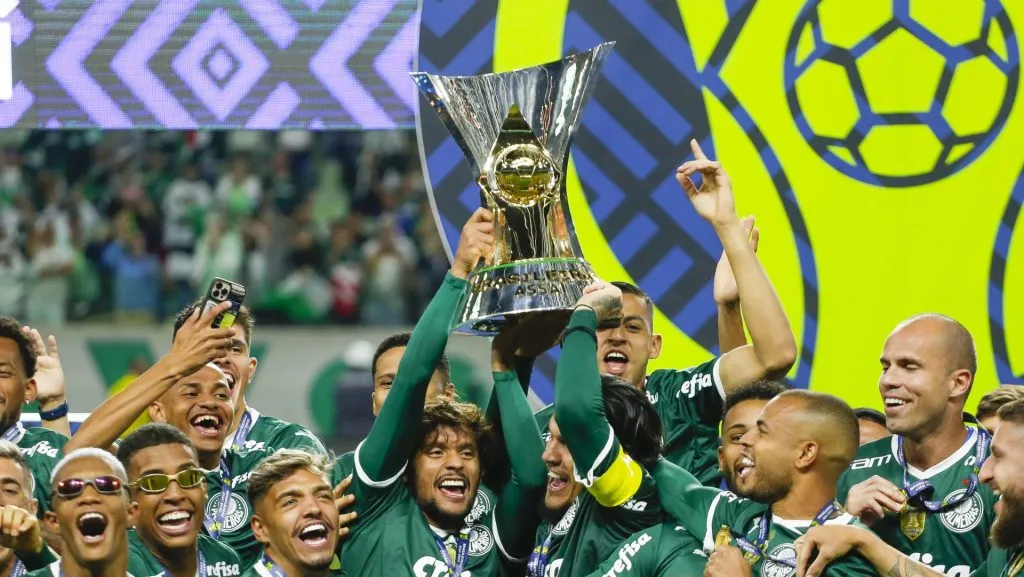 (Photo by Ricardo Moreira/Getty Images)