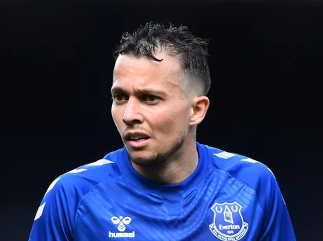 Gigante do futebol brasileiro faz consulta por Bernard, ex-Atlético-MG