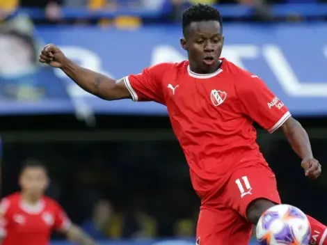 Salário de R$ 90 mil por mês: Cazares se oferece para atuar em mais um gigante do futebol brasileiro