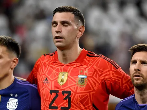 Vai jogar em um dos maiores do mundo! Dibu Martínez vira prioridade em gigante do futebol europeu