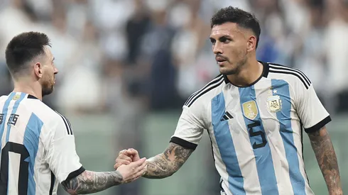 Photo by Lintao Zhang/Getty Images)shake hands