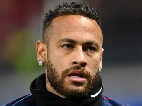 Gigante do futebol brasileiro faz reunião e tenta a contratação de Neymar, informa jornalista