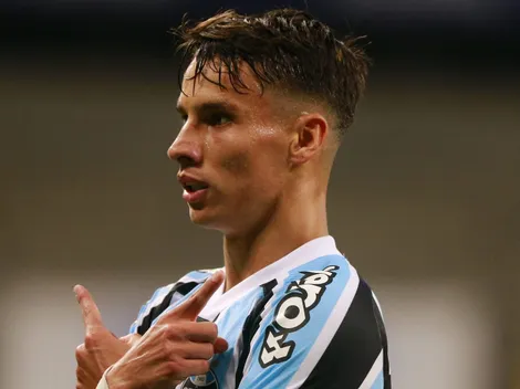 Empresário deu o aval: Gigante do futebol brasileiro pode fechar com o atacante Ferreirinha, do Grêmio