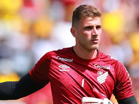 Negociações em andamento! Bento confirma proposta de gigante da Serie A; goleiro pode estar deixando o Athletico Paranaense