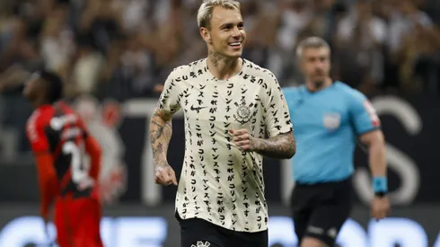 (Photo by Ricardo Moreira/Getty Images)