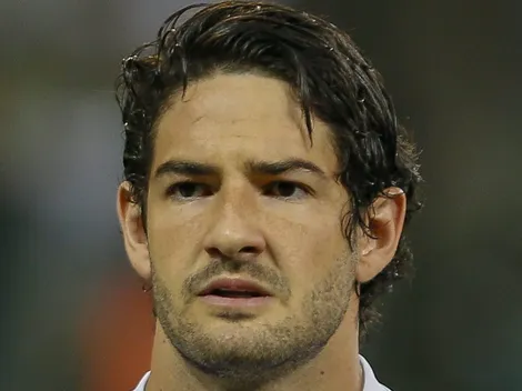 Alexandre Pato é disputado por 3 gigantes brasileiro; atleta deve deixar o São Paulo