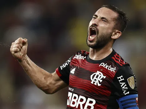 Mercado da bola: Michael tem acordo com gigante do futebol brasileiro, Oscar será jogador do Flamengo, Santos em busca de um técnico, Tite no Corinthians, Everton Ribeiro, São Paulo, Gustavo Scarpa, Jorge Jesus e mais