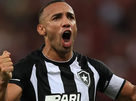 Marçal solta o verbo e detona treinador de 'rival': "Tem que aprender a perder"