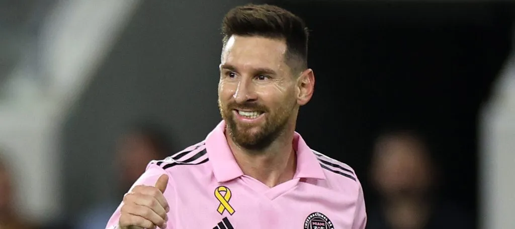 Lionel Messi aponta os dois únicos clubes do futebol brasileiro em que jogaria