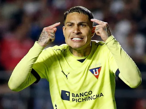 Contratação de Paolo Guerrero é discutida em gigante do futebol brasileiro