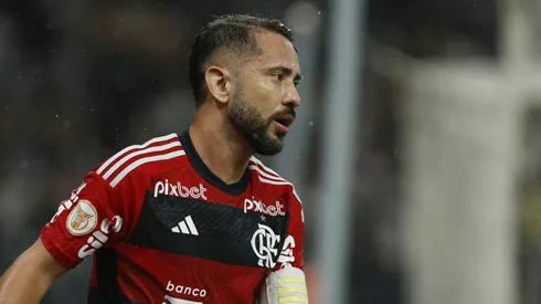 (Photo by Ricardo Moreira/Getty Images)