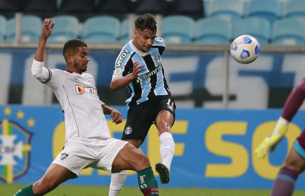 David Braz irá renovar com o Fluminense (Foto: Silvio Avila/Getty Images)