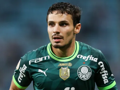 Raphael Veiga deixa o Flamengo de lado e prioriza acerto com outro clube
