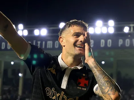 Vegetti provoca Fabricio Bruno nas redes sociais e os torcedores vão a loucura