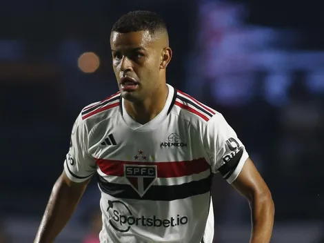 Mercado da bola: Alisson se prepara para assinar contrato até 2026