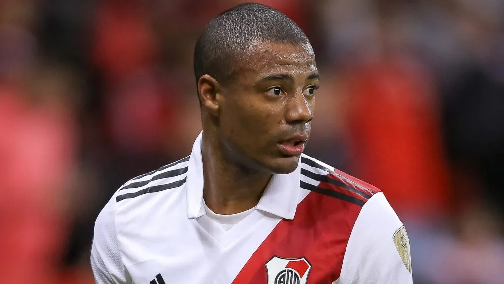 River Plate volta atrás e aceita negociar De La Cruz com gigante do futebol brasileiro