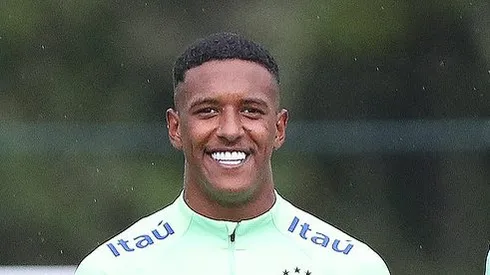 Robert Renan pode voltar ao Brasil. Foto: Rafael Ribeiro/CBF | Flickr