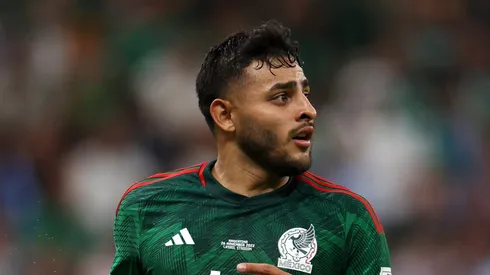 Camisa 10 em Copa do Mundo! Empresário confirma e Alexis Vega pode fechar com equipe brasileira; Torcida de gigante pede a contratação (Photo by Dean Mouhtaropoulos/Getty Images)