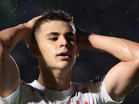 Áudio do VAR 'entrega' situação envolvendo Moscardo no Vasco 2 x 4 Corinthians