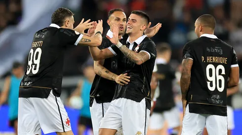 Titular do Vasco, o jogador é alvo do Atlético-MG (Foto: Buda Mendes/Getty Images)