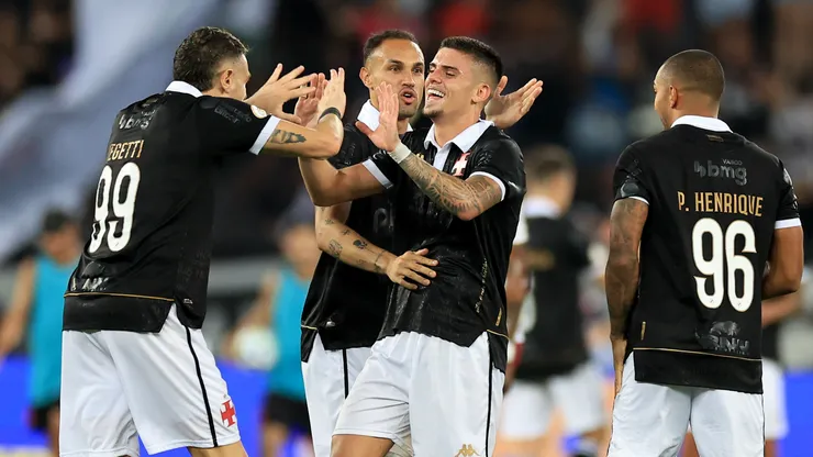 Titular do Vasco, o jogador é alvo do Atlético-MG (Foto: Buda Mendes/Getty Images)