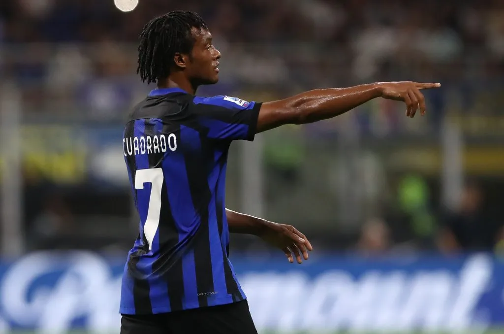 Juan Cuadrado em ação pela Inter de Milão. (Photo by Marco Luzzani/Getty Images)
